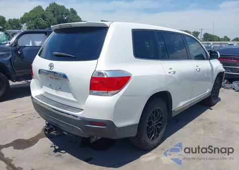 2011 Toyota Highlander Base V6 из США, поврежденный, VIN 5TDZK3EH7BS046362